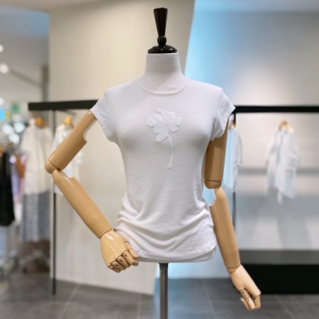 자수 크루넥 티셔츠