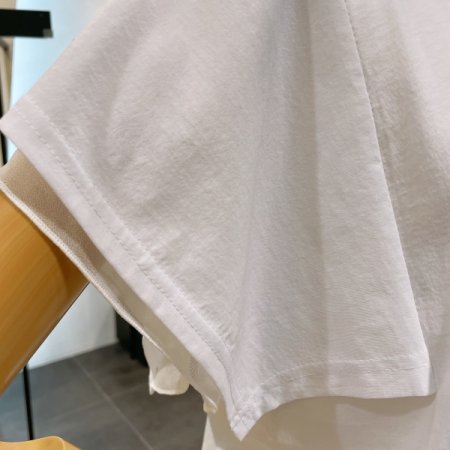 프릴 소매 티셔츠