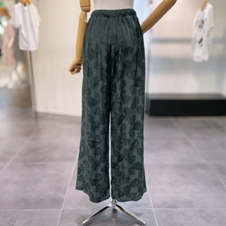 리프 자가드 팬츠