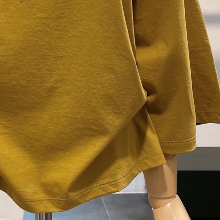 러브 슬릿 티셔츠