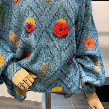 파스텔 플라워 자수 니트