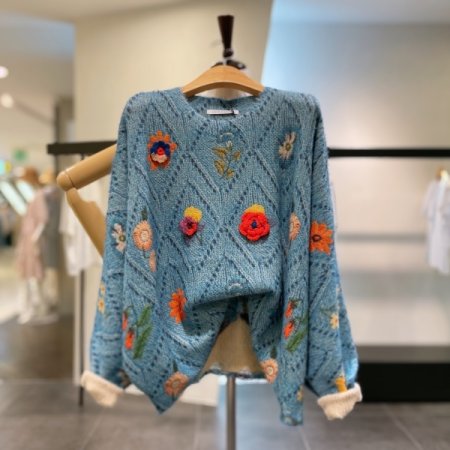 파스텔 플라워 자수 니트