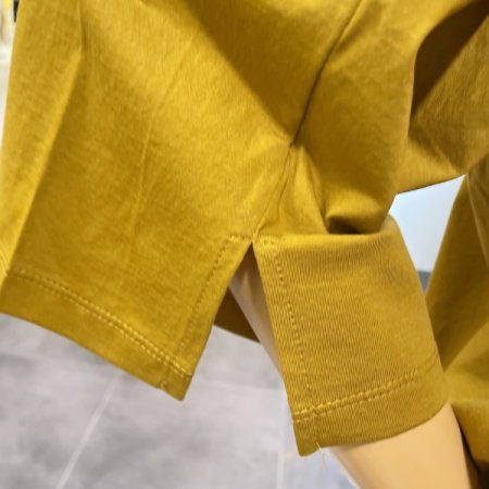 소매 슬릿 티셔츠