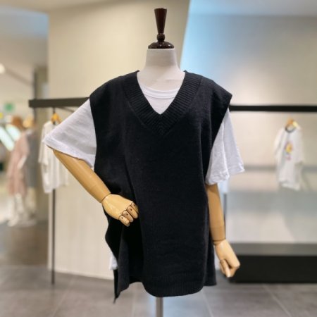 사이드 슬릿 브이넥 조끼