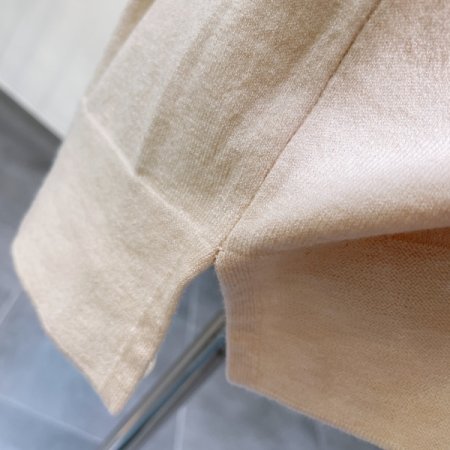 사이드 슬릿 브이 니트