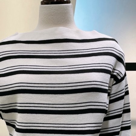 넥 단추 단가라 니트