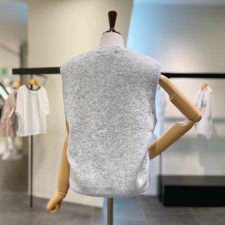 자수 패치 니트 조끼