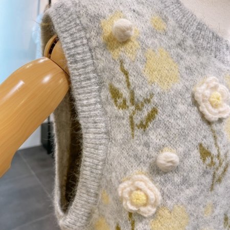 자수 패치 니트 조끼