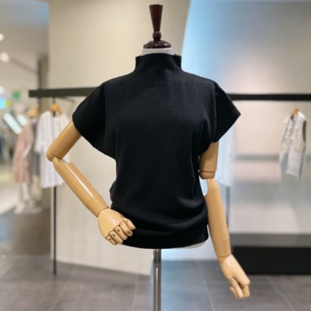 가오리 민소매 니트