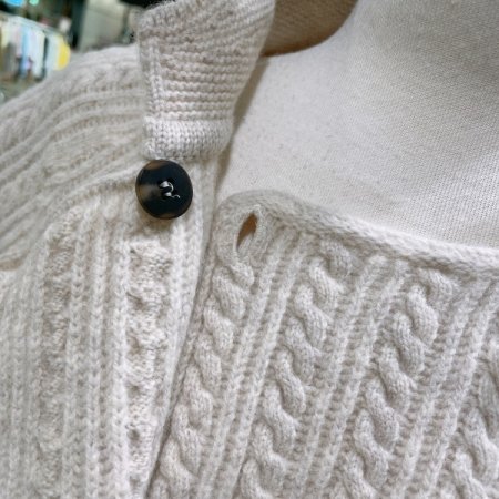 플레어 꽈배기 가디건