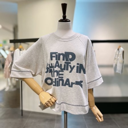 레터링 스티치 티셔츠