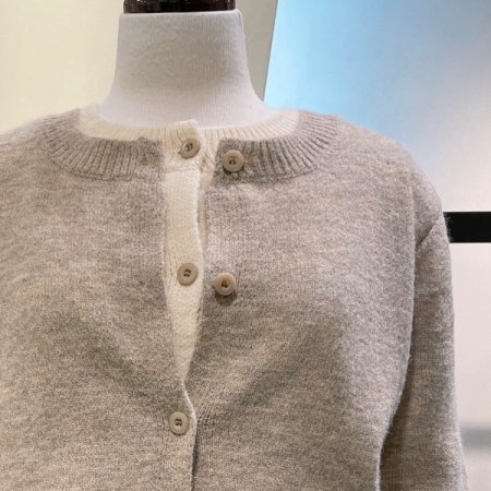 이중 배색 가디건