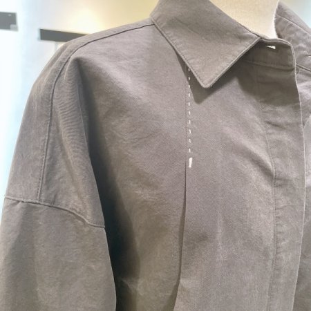 스티치 볼륨 셔츠