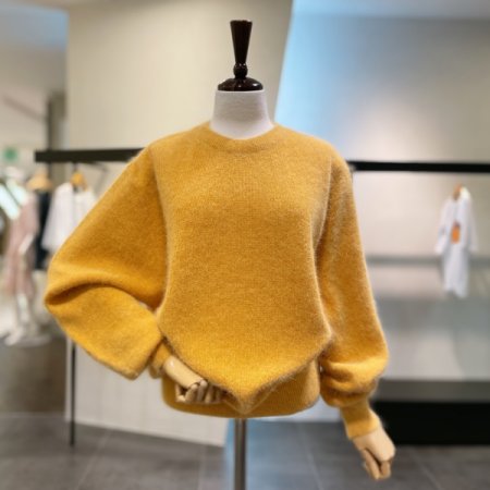 앙고라 퍼지 니트