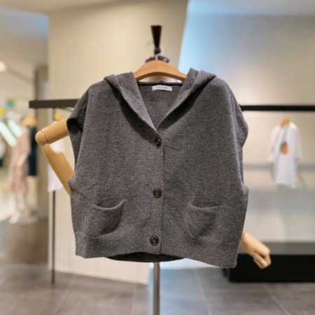 단추 후드 조끼