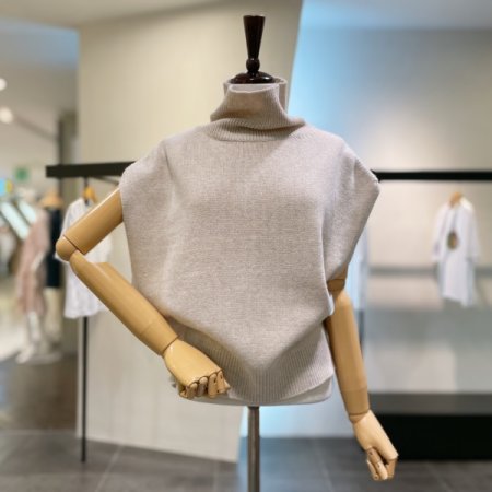 라쿤 폴라 뒷트임 조끼