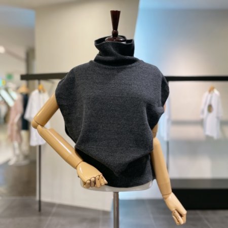 라쿤 폴라 뒷트임 조끼