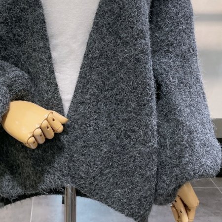 소매 볼륨 가디건