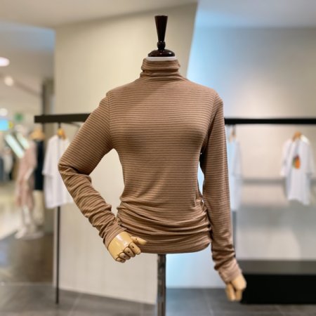 터틀넥 긴팔 티셔츠