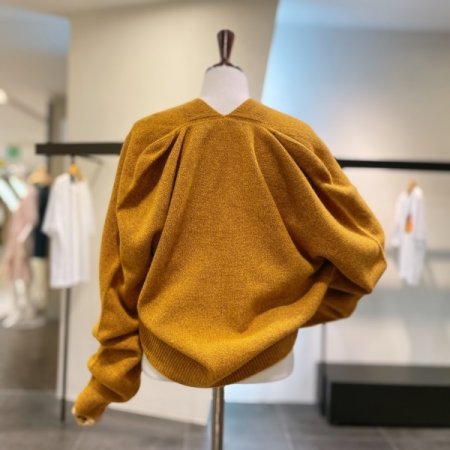 홀가 브이 가디건