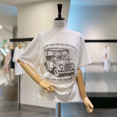 베어 프린트 반팔 티셔츠