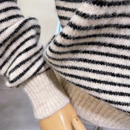 브이 단가라 카라 니트