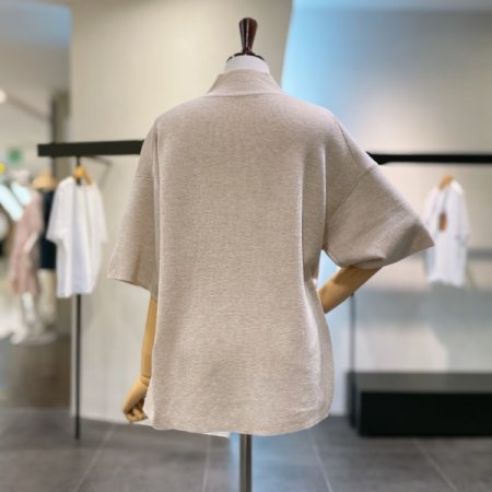 울 터치 반목 니트