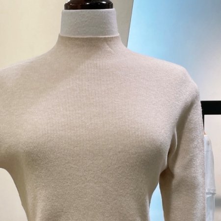 홀가먼트 반목 긴팔 니트