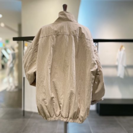 하프 버튼 점퍼