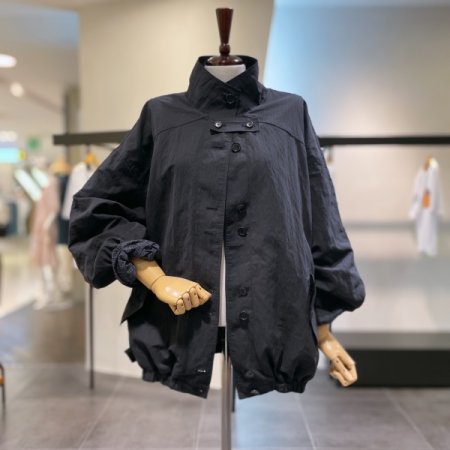 하프 버튼 점퍼