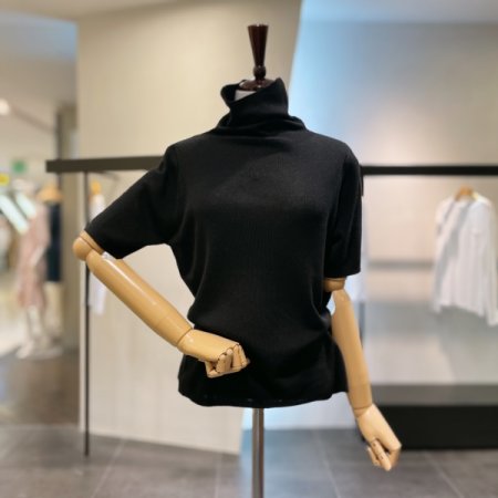 베이직 하프넥 니트