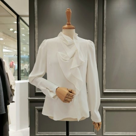 프릴넥 지퍼 블라우스