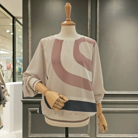 패턴 루즈핏 블라우스