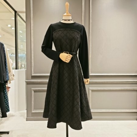 니트배색 A라인 원피스