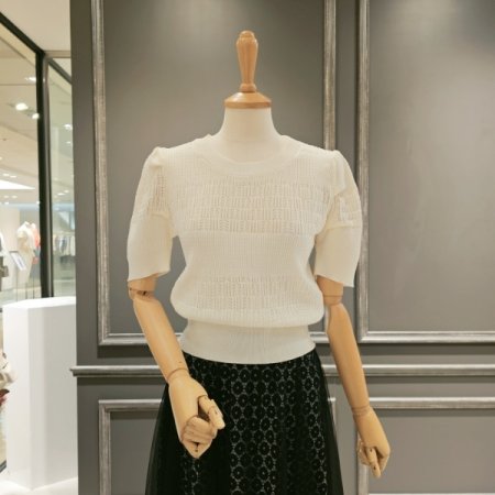 퍼프소매 페블럼 니트