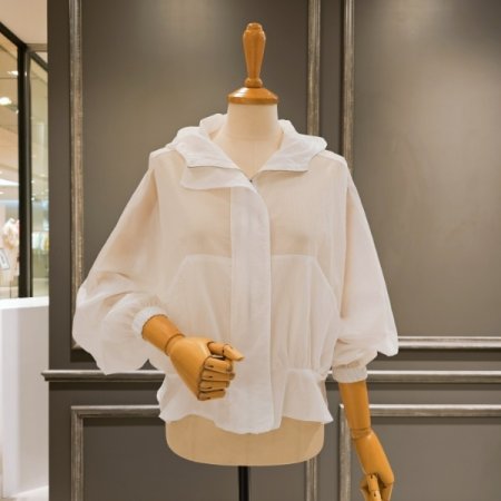 밑단 프릴 바람막이 점퍼