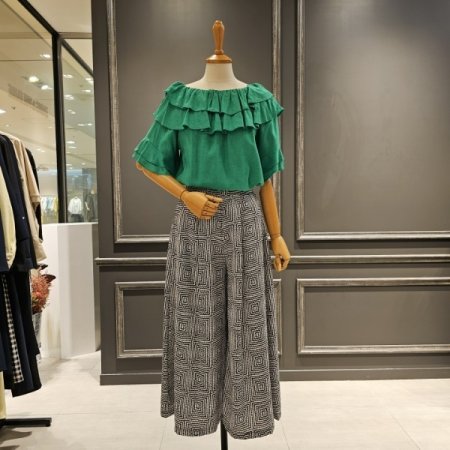 오프숄더 린넨 블라우스