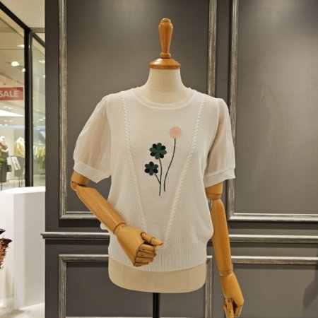 쉬폰 소매 자수 니트