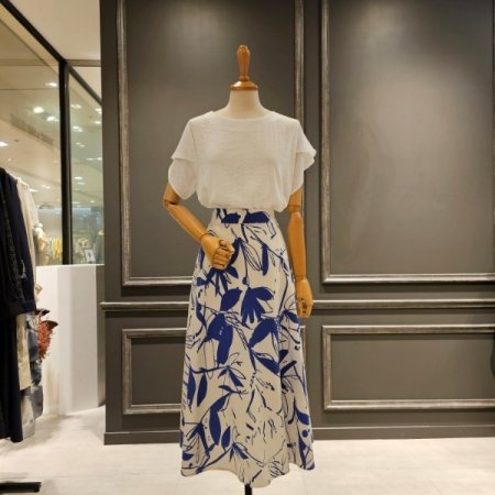 튤립소매 백리본 블라우스