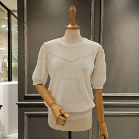 영문 패턴 진주 니트