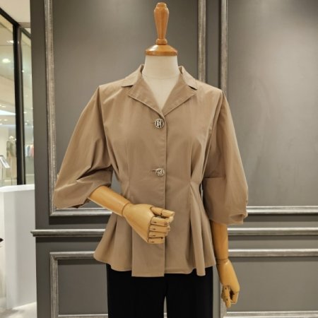 카라넥 페블럼 블라우스