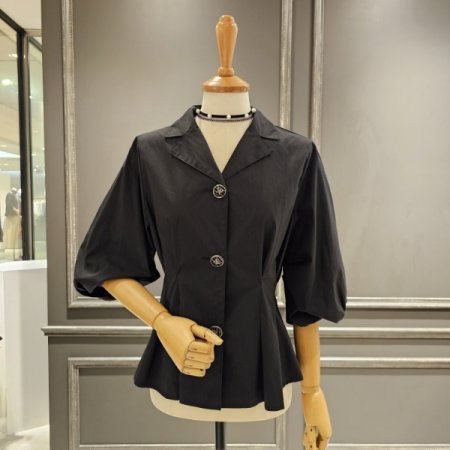 카라넥 페블럼 블라우스