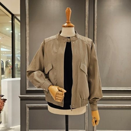 라운드 넥 포켓 레더 점퍼