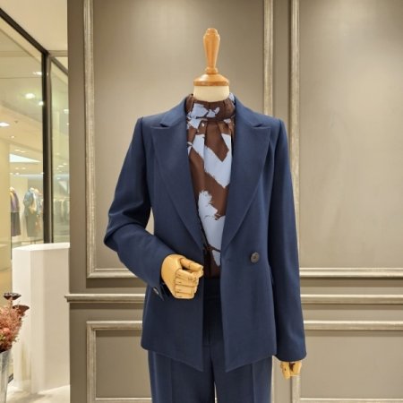 더블버튼 정장 자켓