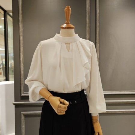 넥프릴 블라우스