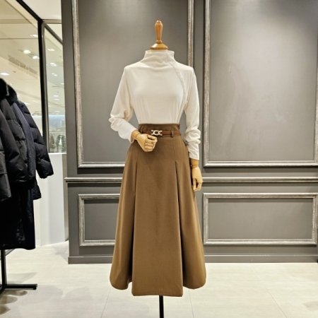 벨트장식 뒷밴딩 스커트