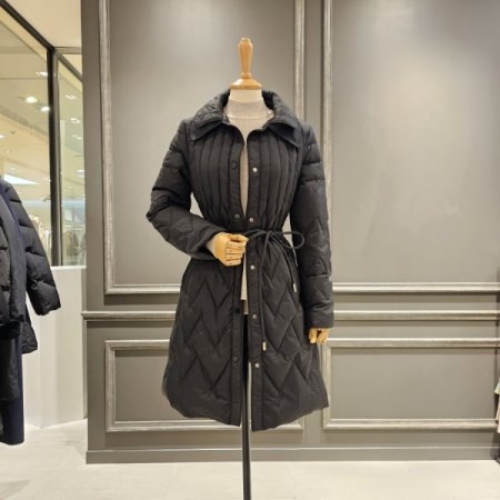 카라넥 패딩점퍼