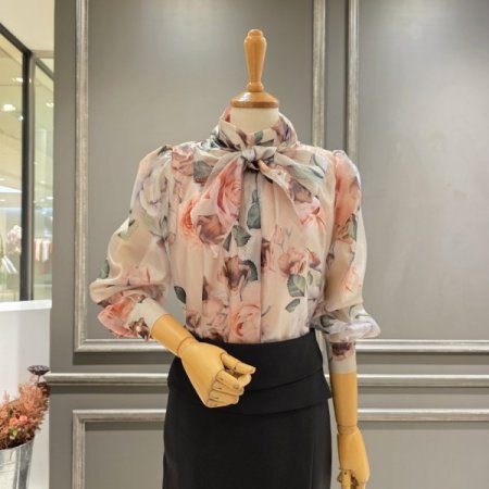 플라워 패턴 리본 블라우스