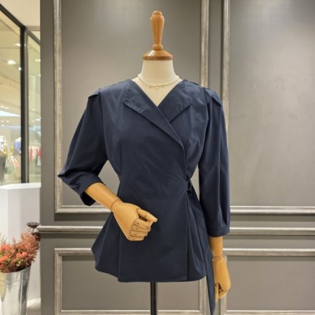 랩스타일 페블럼 블라우스