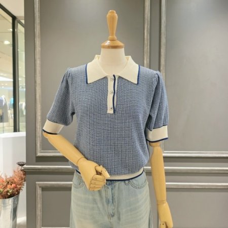 퍼프소매 카라 니트